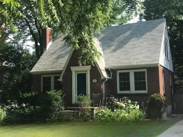 Front exterior at 16 Parkdale Cres
