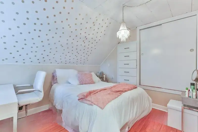 Upstairs bedroom at 228 Raymond Ave